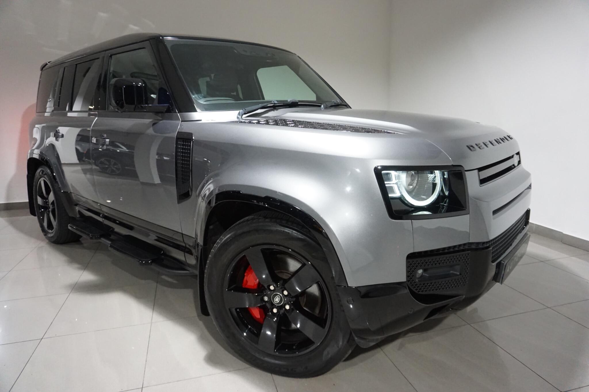 Land Rover Defender 110 3.0 D250 MHEV X-Dynamic SE SUV 5dr Diesel Auto 4WD Euro 6 (s/s) (250 ps)